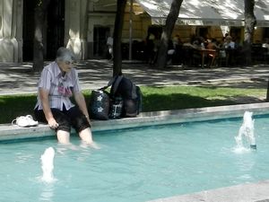 Woman trying to cool off... 40C