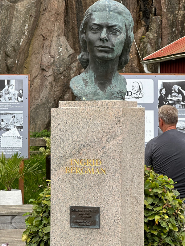 Ingrid Bergman bust in Smogen