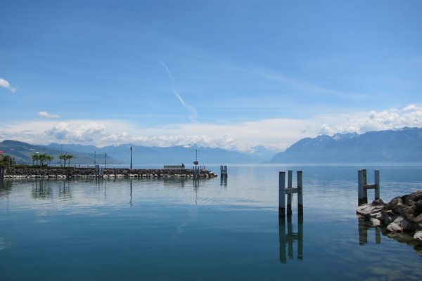Lac Lausanne view to west