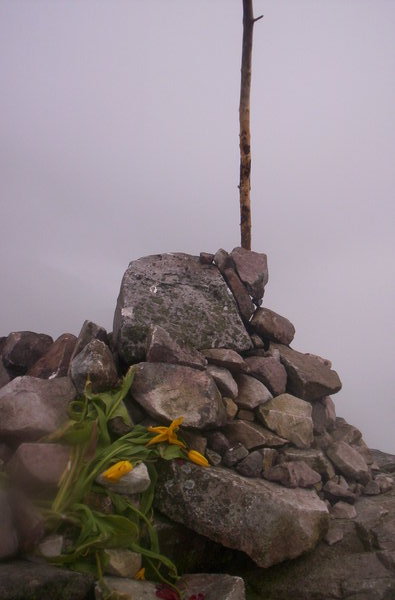 and this is the cairn at the top