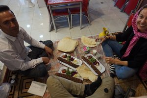 Kurdistan roadtrip kubide kebab lunch