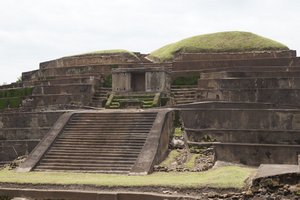 Tazumal Mayan temples