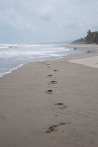 Walking the deserted beach of El Cuco