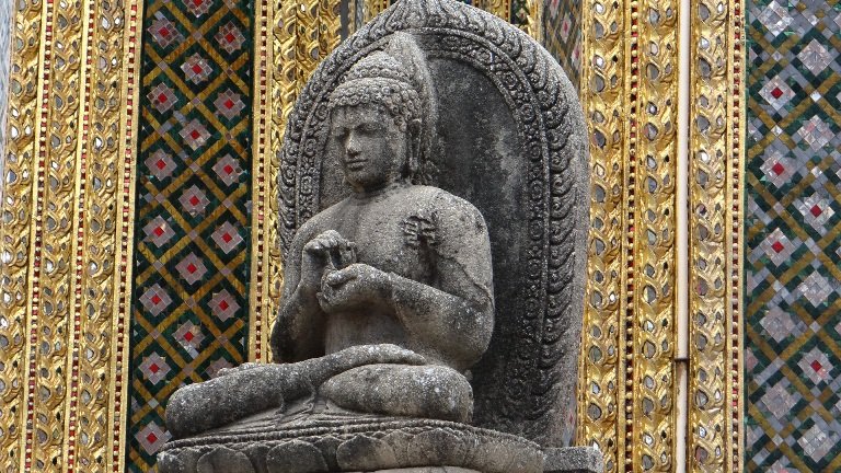 A statue in Bangkok