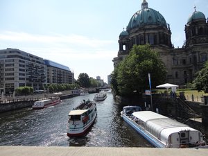 River Spree runs through Saxony and Berlin.