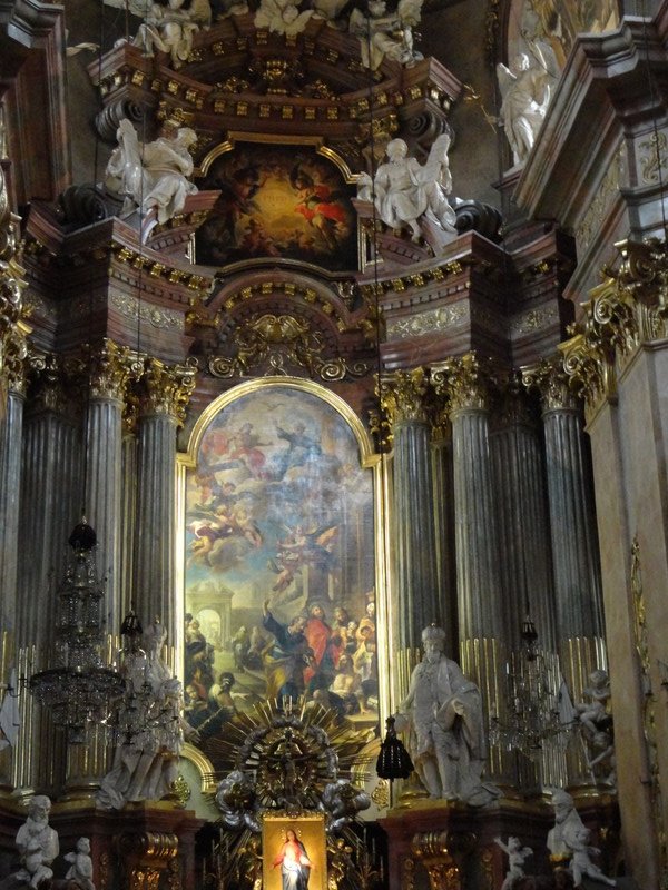 The upper altar at St. Stephen's.