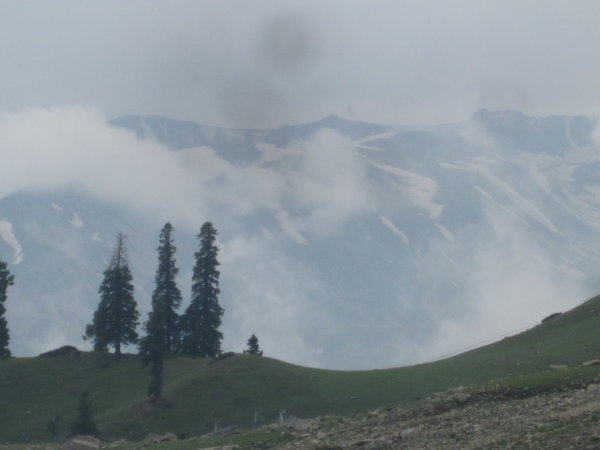 view from khilanmarg