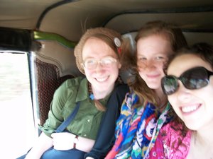 Me, Ally, and Stephanie on our way to Hosur (via rickshaw)
