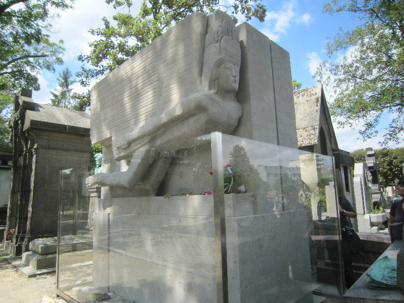 Oscar Wilde's Grave 