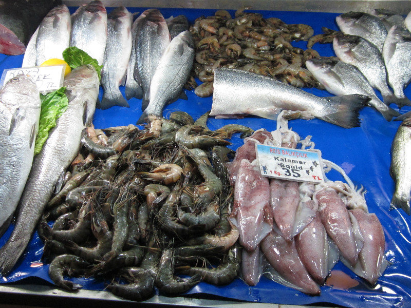 A huge fish market. 