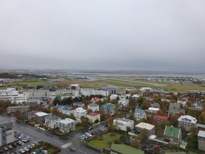Reykyavik from the top of the church (2)