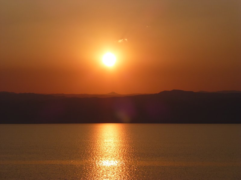 Can never have too many pics of a sunset on the Dead Sea