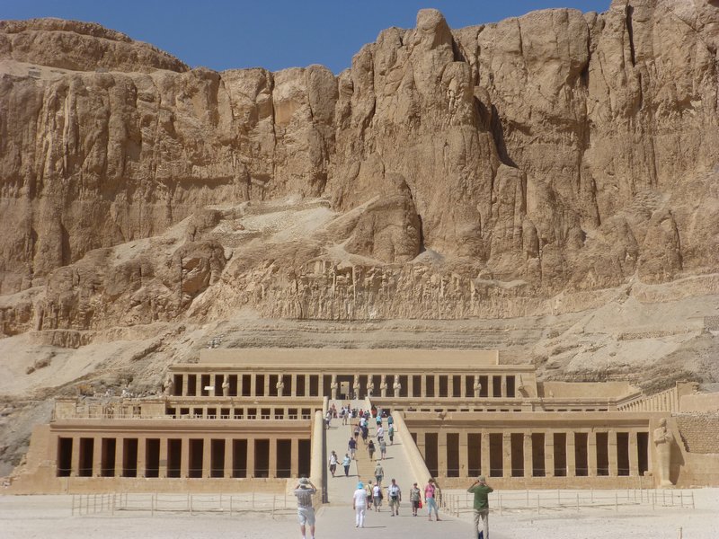 Queen Hatshepsut Temple (4)