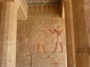 Detail of walls at Queen Hatshepsut Temple (11)