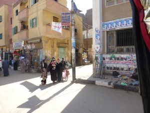 Along the streets of Edfu (2)