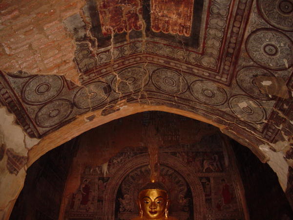 Bagan-inside temple