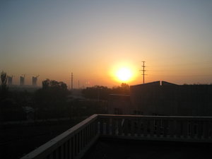 Erster Sonnenaufgang aus dem Hotelfenster
