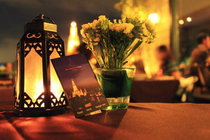 Romantic dinner with views of Wat Arun