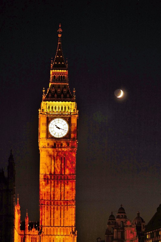Big Ben, The Stars, and The Moon