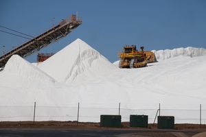 Salt mines at Port Hedland | Photo