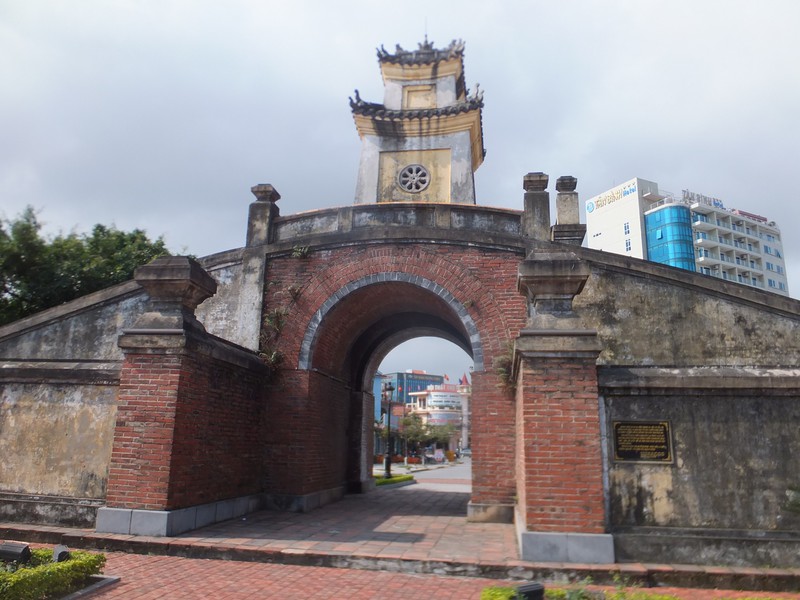 Dong Hoy gate
