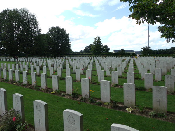 Commonwealth War-Graves Cemetery