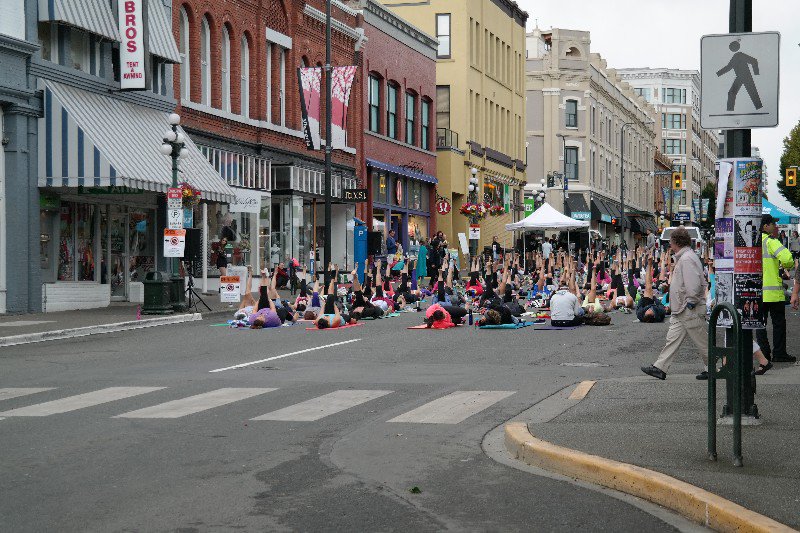 Guerilla Yoga in downtown Victoria
