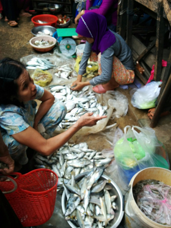 Kampot market 2