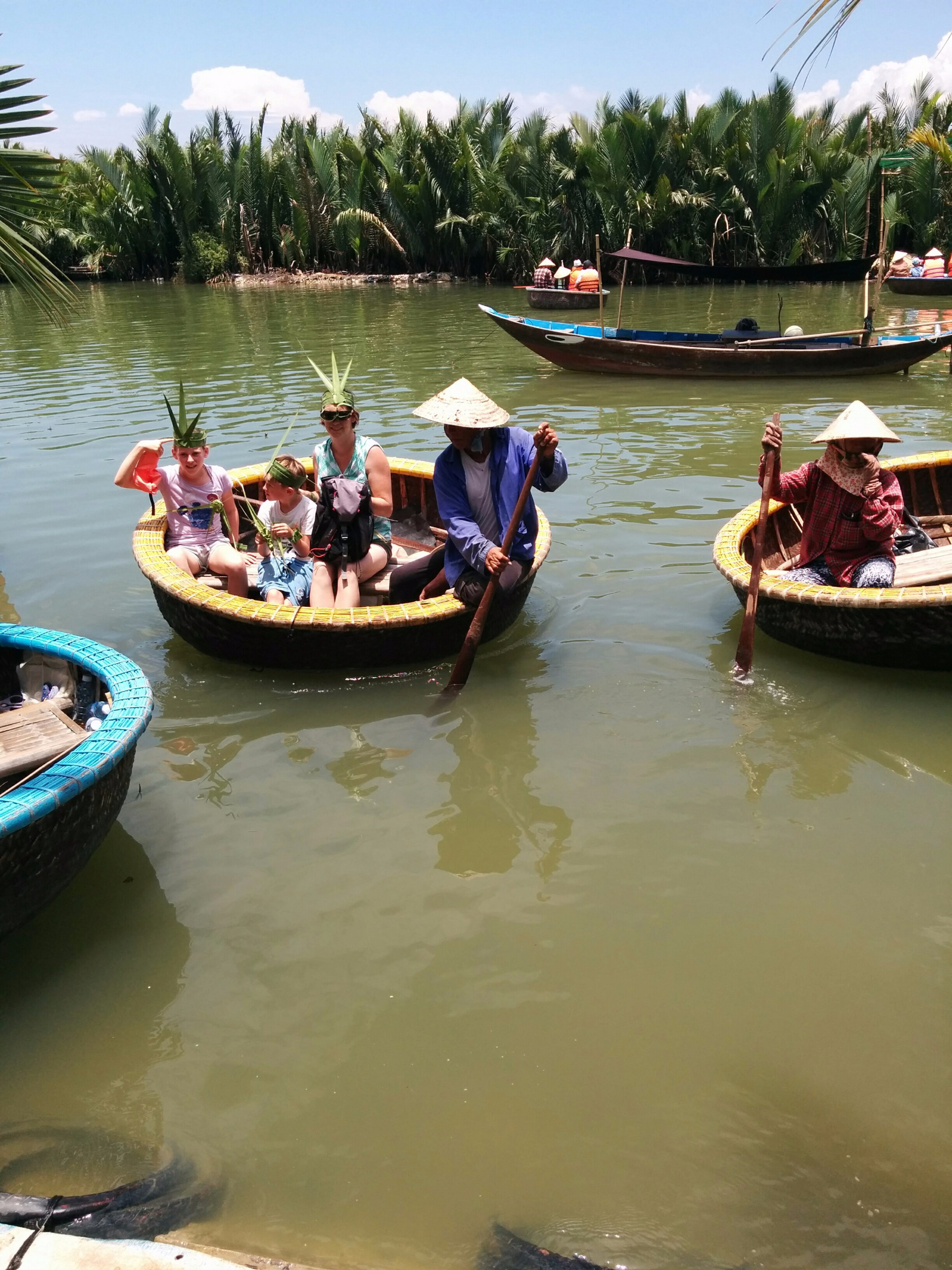 Coracle boats | Photo