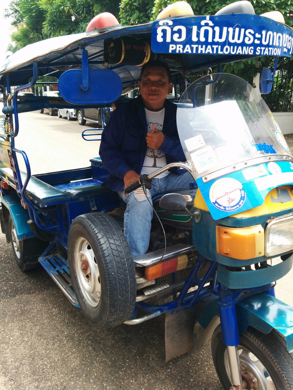 Lao tuktuk
