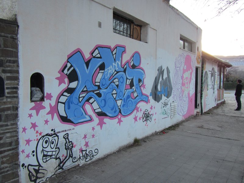 Esquel Graffiti 