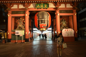 Thunder Gate to the Senso-ji Temple