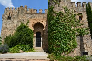 The YHA hostel (a real Castle) - Toledo