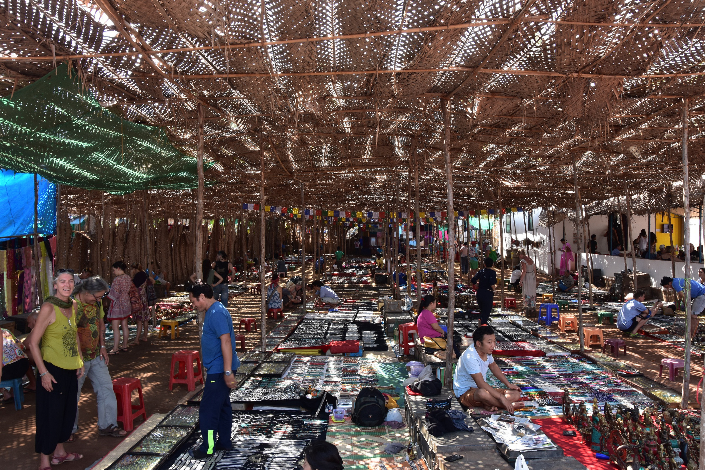 tibetan-market-place-part-of-the-big-wednesday-market-scene-anjuna