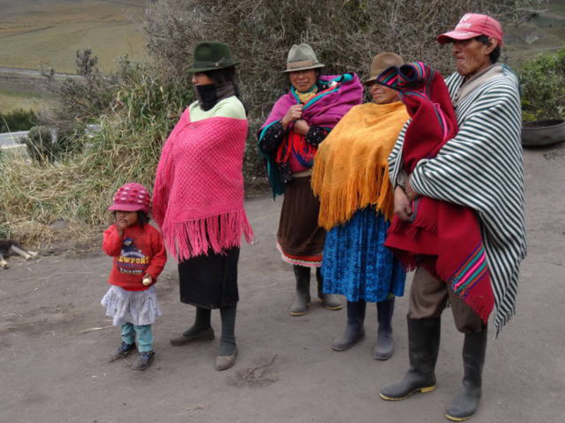 Quilotoa - the indigenous family