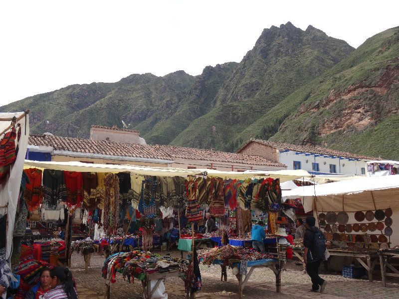 Pisac market surrounded by mountains