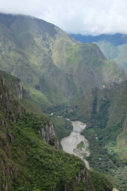 Machu Picchu - views of the river