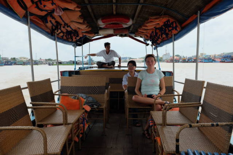 Mekong delta - crossing the Mekong