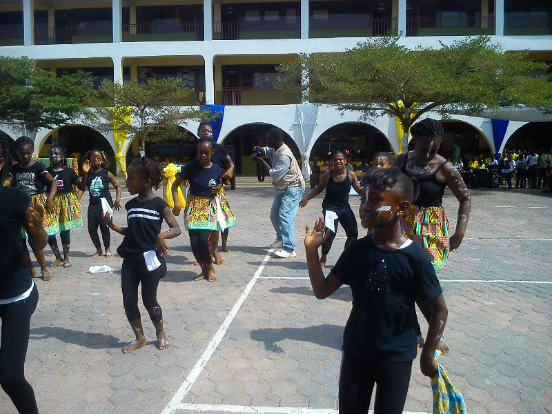 Lower and Upper Primary and some JHS Students dancing at the 25th Anniversary Launch Celebrations 13