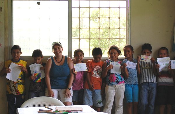 The kids with their letters to my students in the US