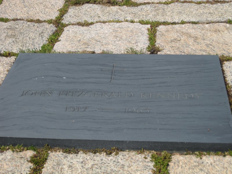 John F. Kennedy's grav