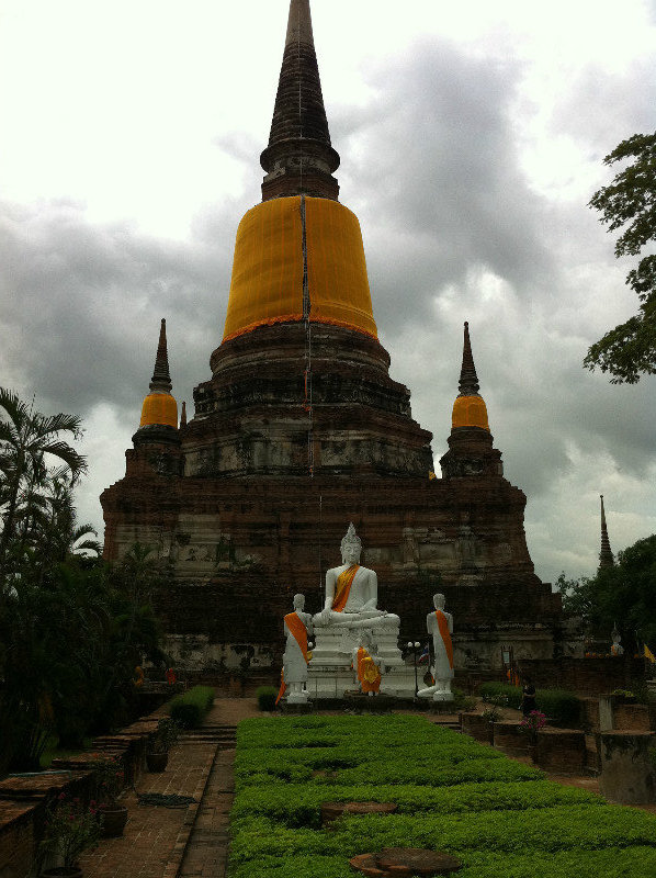 Wat Yai Chai Mongkhon