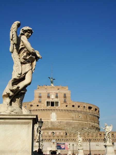 Angels and Castel Sant'Angelo in the background