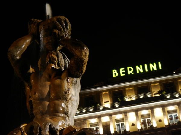 Bernini at night