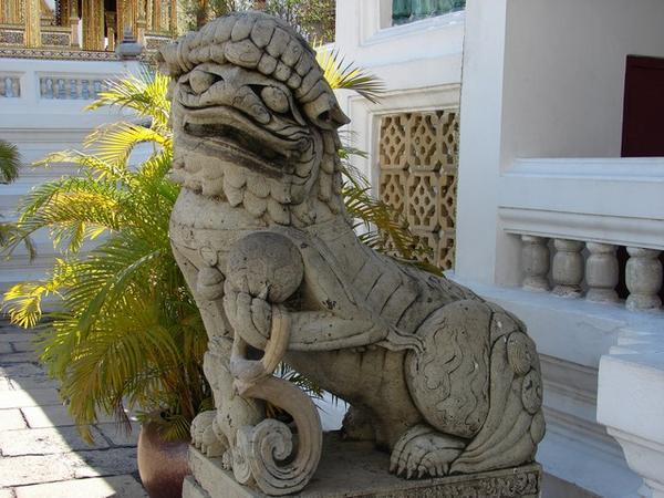 Lion statue @ The Grand Palace