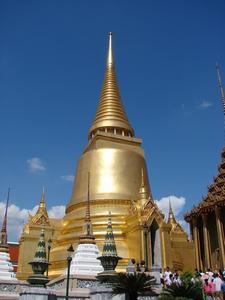 Phra Stratana Chedi @ The Temple of the Emerald Buddha
