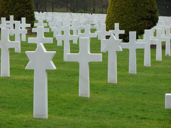 US WWII cemetary at Omaha Beach