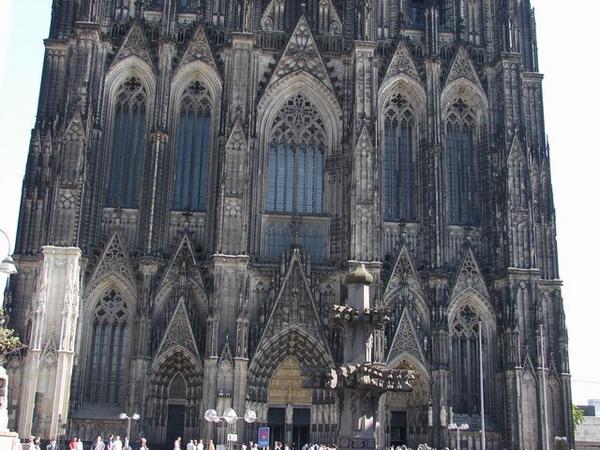 -Front bottom of The Cathedral @ Koln