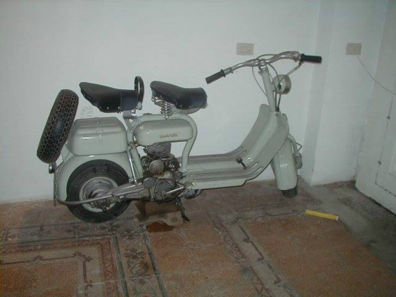 Moped at Carlo's Studio in Palermo