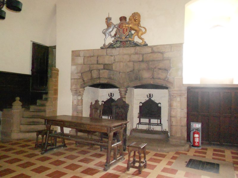 Double fire place